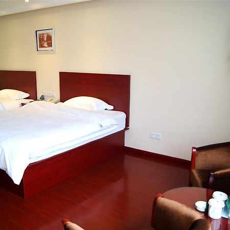 Greentree Inn Shandong Heze No.1 Senior Middle School Business Hotel Juye Exteriör bild